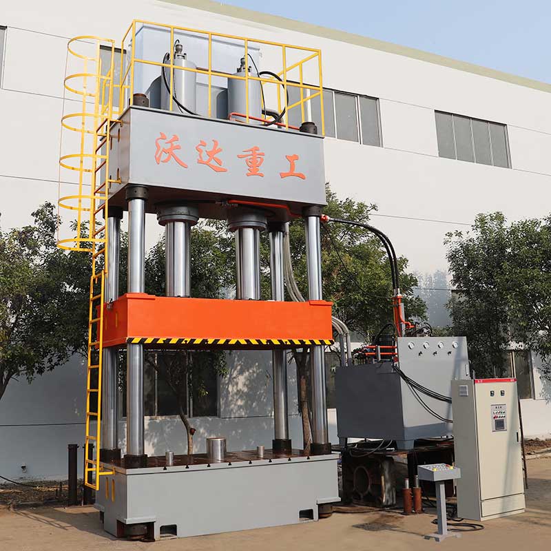 800噸三梁四柱液壓機 800噸三梁四柱液壓機