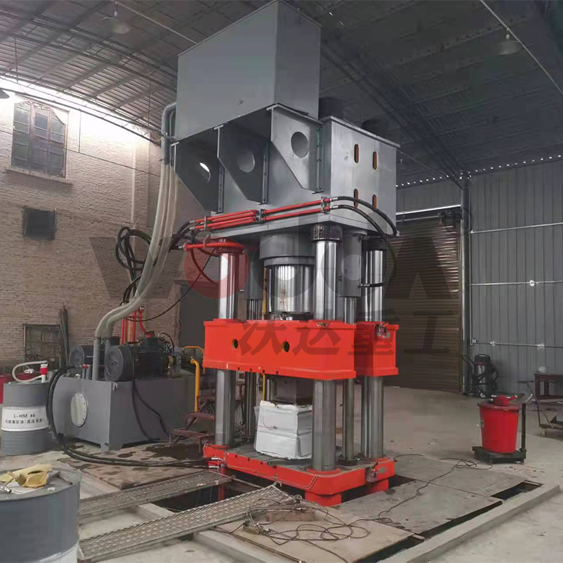 500噸匣缽液壓機客戶現場 500噸匣缽液壓機客戶現場