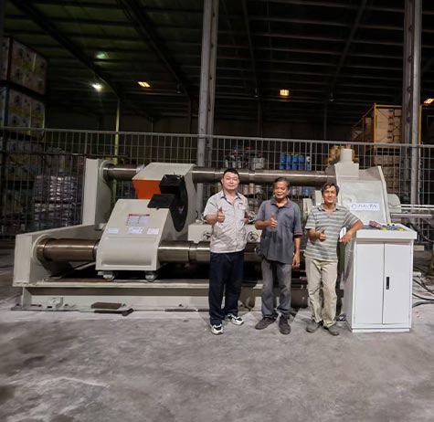 臥式輪軸壓裝機