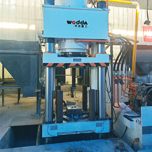 630噸耐火磚成型液壓機