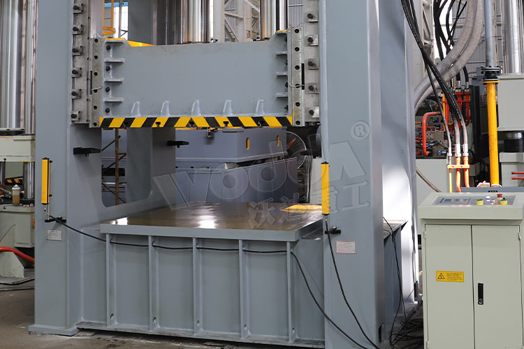 工作臺及光柵保護裝置 工作臺及光柵保護裝置