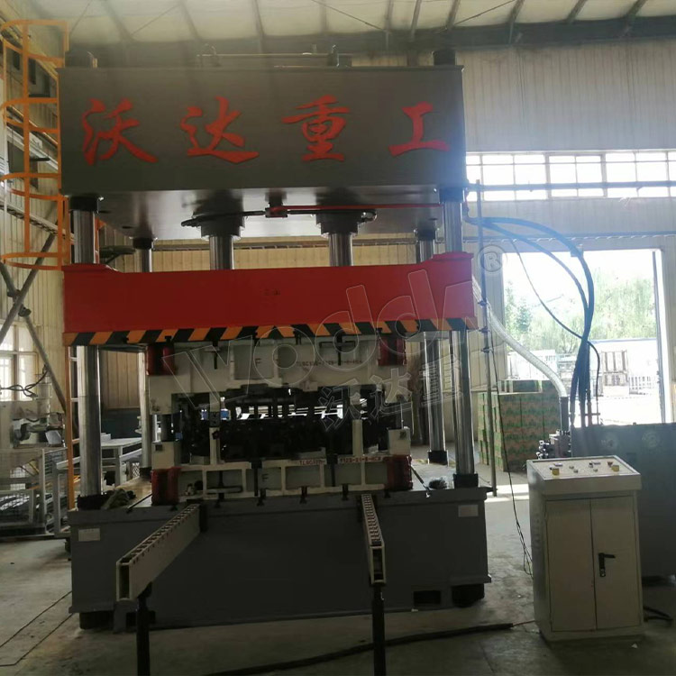 200噸汽車內飾件(內襯門板)液壓機 200噸汽車內飾件(內襯門板)液壓機