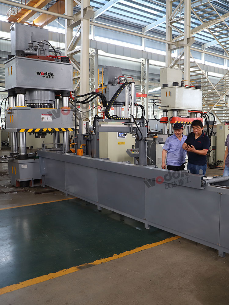 630噸錨桿托盤生產線 630噸錨桿托盤生產線