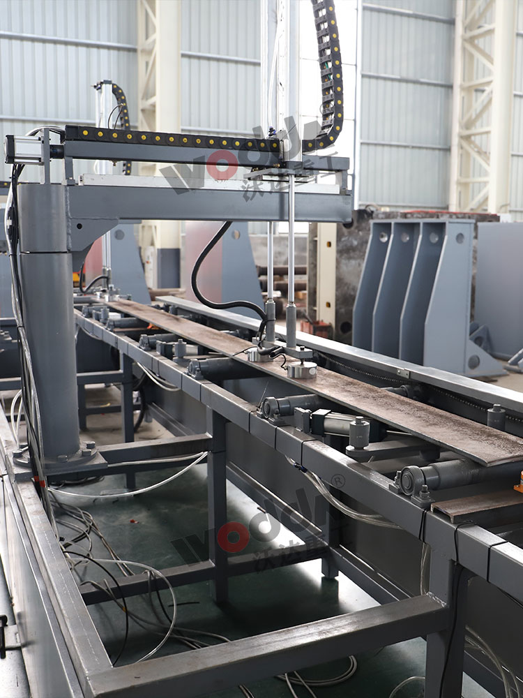 鋼板自動送料機 鋼板自動送料機