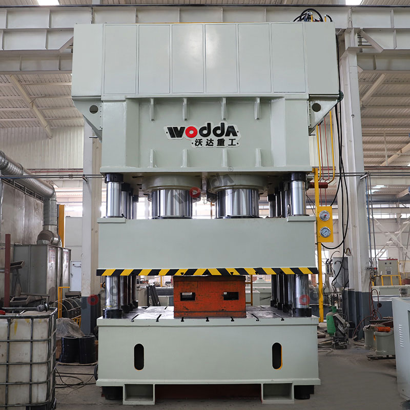 2500噸液壓機 2500噸液壓機