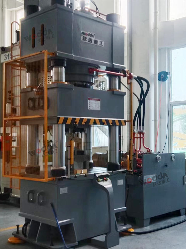 630噸四柱液壓機 630噸四柱液壓機