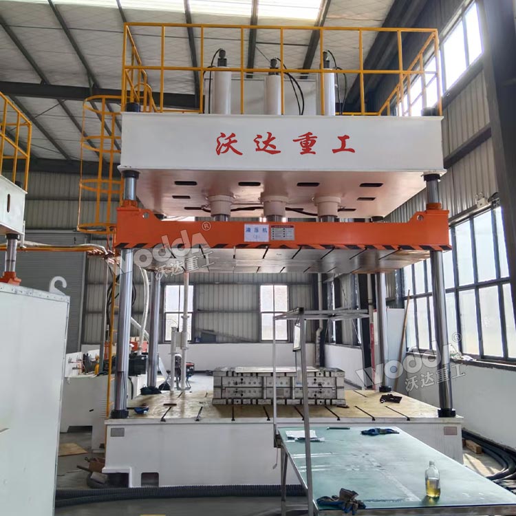 315噸汽車內飾件成型液壓機 315噸汽車內飾件成型液壓機