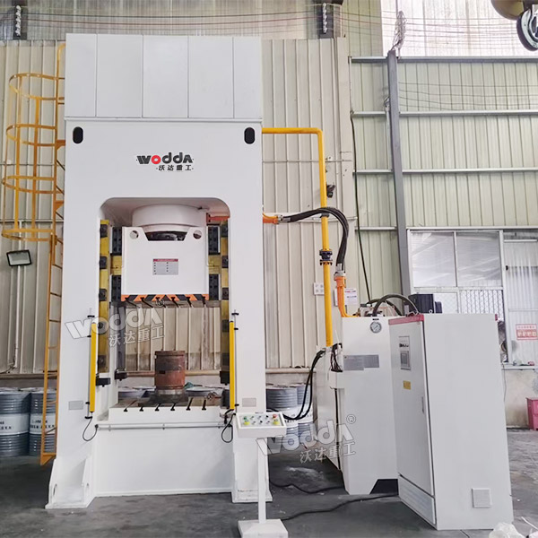 800噸框架式液壓機 800噸框架式液壓機