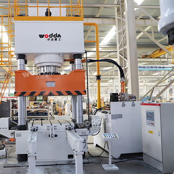 1000噸四柱油壓機