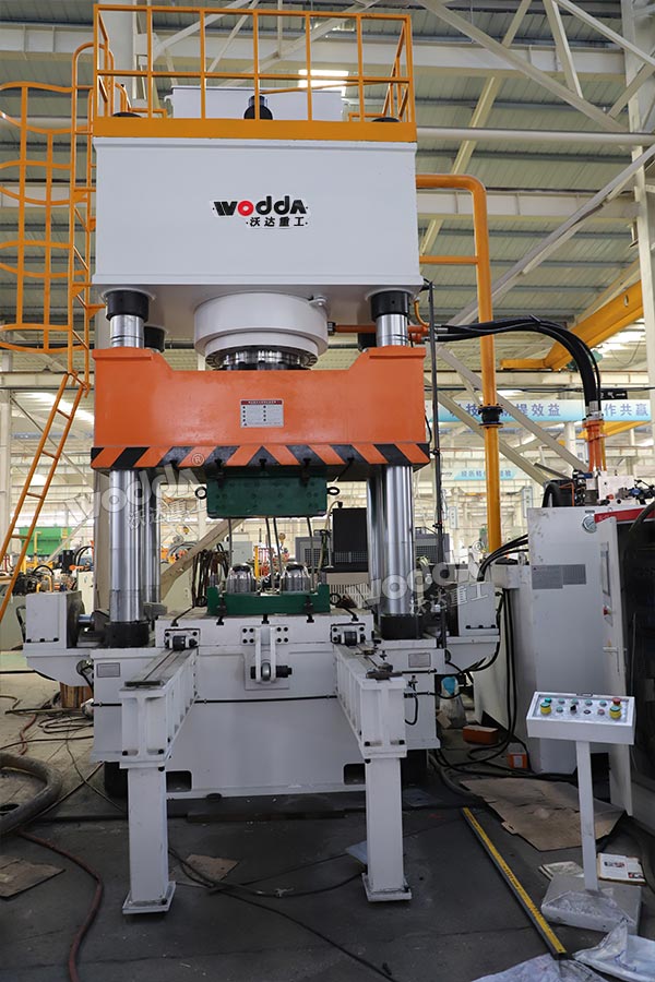 1000噸四柱液壓機