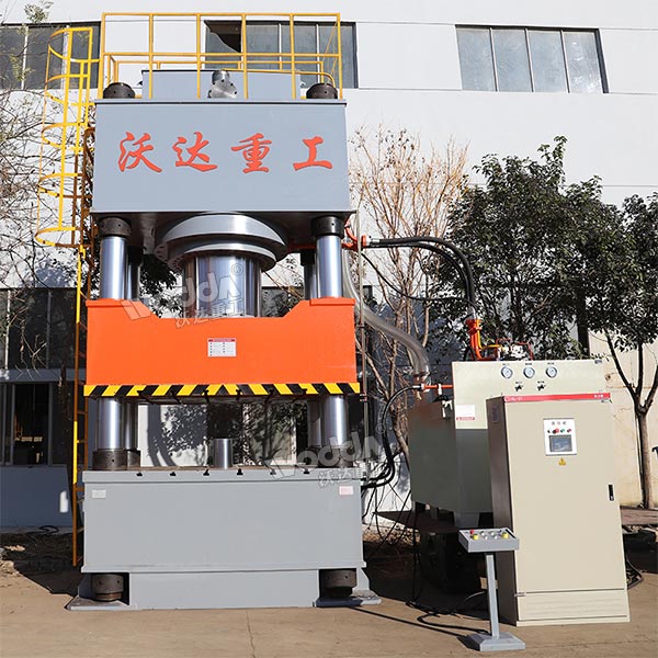 2000噸四柱液壓機 2000噸四柱液壓機