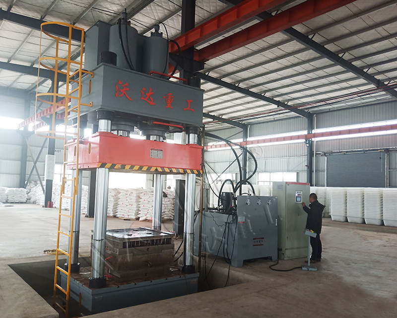 建筑塑料模殼成型液壓機(jī) 建筑塑料模殼成型液壓機(jī)